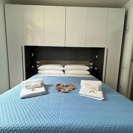 Mary House * Vasto