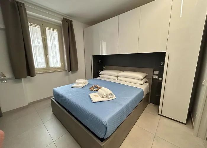 Mary House Vasto